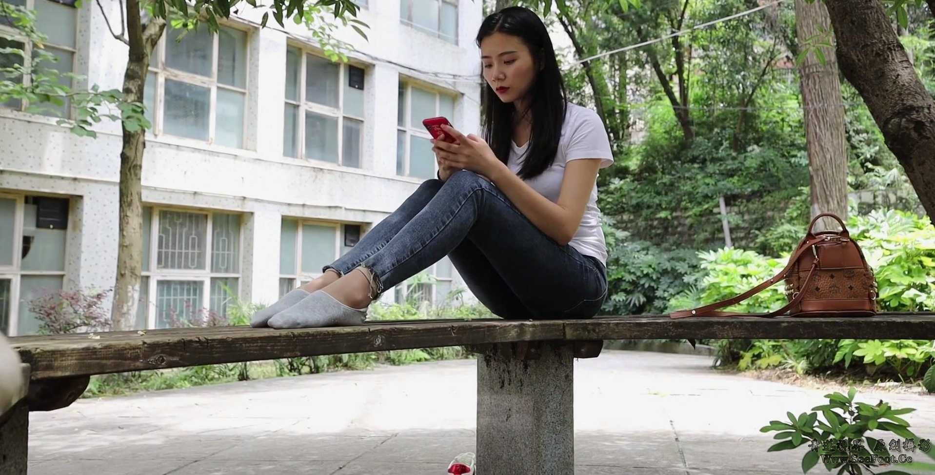 ���﹫԰��Ϣ ������ɫ����ŵ�[00_00_17][20230306-133234].jpg