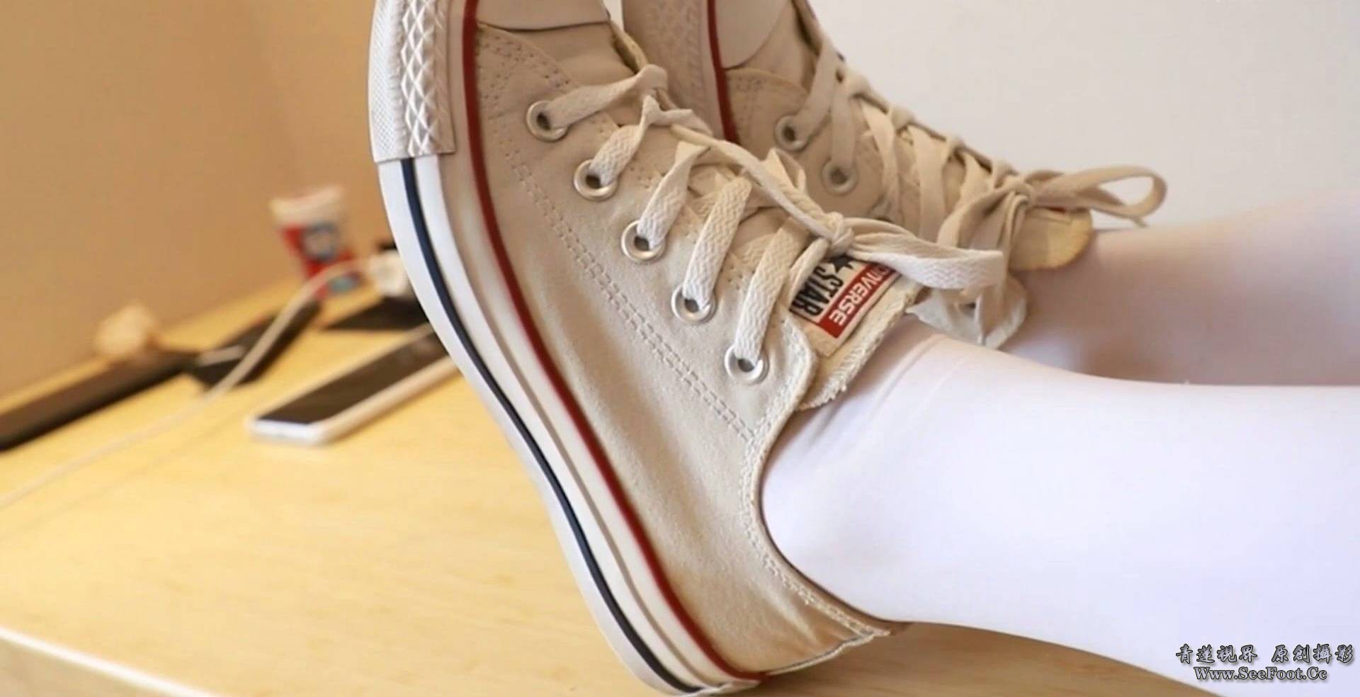 ��ɫ˿��������Ĵ��� ���Ķ�����[00_02_20][20230319-215748].jpg