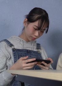 ���Ϲ����ա�С�ϵĴ�ź�������С���ھ�ͷǰ�ڶ�����������չʾ��[MP4/1.97GM]