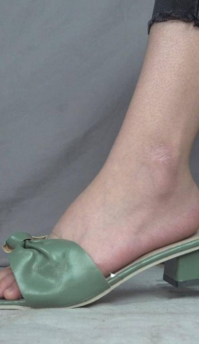 ���Ϲ����ա�С��Ů¶¶��Ь��Ь��Ь���Ըнŵ��ջ����...