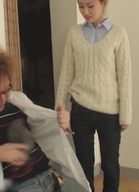 ��VIP�����߰���Ů��Ь����˿��[MP4/1.29G]