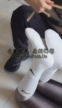 �����顿����ס��Ů����.��ѥ������졾1080P/MP4��