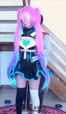 ���Լ�������cosplay���������麧��TK ���ȵ� ��������