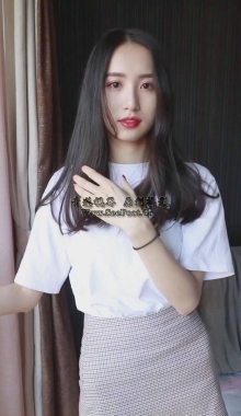 Ư�����崿��Ů�����������㴩˿��-1080P[941MB21����]