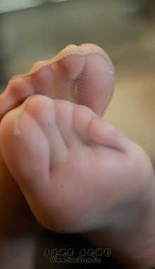 ����èŮ - ��Ԣ�����˿ [29ͼƬ + 3��Ƶ��96MB]