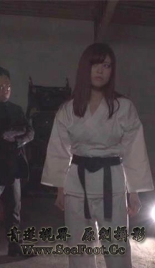 ���޺硿�����Ѳ�� ���ֵ���Ů���̶���֫������������