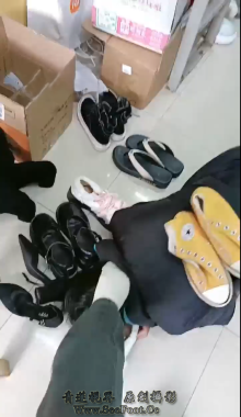 ����ѽ ���»�Ư��ѧ�����ҽ��ܸ��࿪�� �м�����ͻȻ����