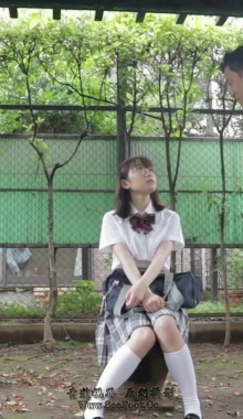 �崿У���˶�����Ů�������������Ű����೬��С��Ѿ