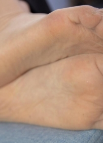 ���Ϲ����ա������Ը���˿�ջ󣬽�ֺ��˿��İ�����Ť������108P��1.28G��