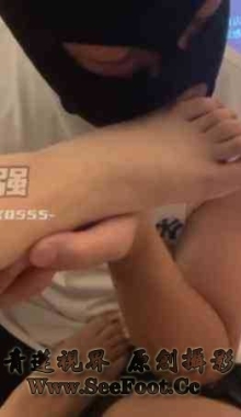 ����Сǿ��˺����Ů˿�࣬���tian������