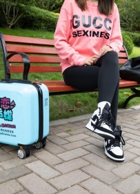 �����ѷ�������ʵ�ھ�С����˿��[MP4/3.96G]