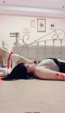 ����ζС��Ů��COS��ʩǿ��Ůͬѧ�԰��۽�Ѿ