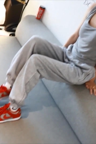 ����������aj����ֽ��Ь����չʾ�������ţ�[MP4/218MB]