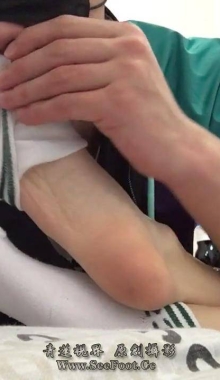 ������硿��ʳ�������˶�Ь�۽ŵ��������Թ���