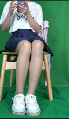 ��Xy��Ӱ��(������ϵ��) �����ĳ�С����˿�����Ը��ջ󣬽�Ѿ����İڶ���ÿ�4k��Ƶ