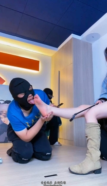 ������������Ư��С�����״γ���