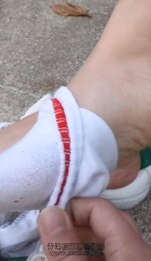 ��������ý��194�ڷ���Ь���İ�����