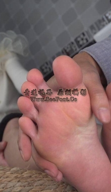 ���Ϲ����ա�ԡ�Ұ���С��Ů¶¶�Ըн�Ѿ���ǳ�ˬ��4K