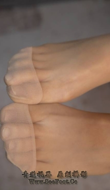 ���Ϲ����ա�С������Ů����˿��������ͼ��