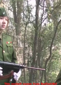 ��VIP��Ů�ؾ�սɽҰ��ѥչʾ˿������2��1[MP4/2.01G]