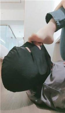 ����ޢ��С��Ь����˿��ζ����