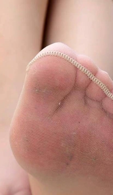 ����˿����ͷ�߸�Ь��˿����Ů