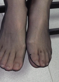 ���Ϲ����ա������칫�����Ըк�˿���ţ���Ѿ���ڰ칫����Ť�����������ˣ�MP4/797M]