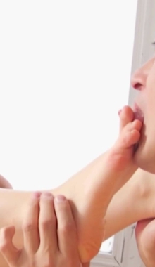 ���׷����ɰ�����ӦƸ��ģ���������������