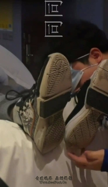 ��������ʵ����ٰ���͵����޼�����ѧ�ܵ��۽ųԵĺ�ˬ��