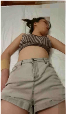 ��������ʵ��������ɳĳ�ư�Ӫ��Ů ��ȥЬ������