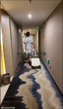 �����ս�.����Ƶ���������̬��M��һ�죬���ųԾ�