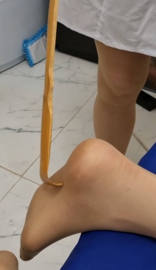 ����˹Ů��Ϊ˯���˵�˿��Ů����˿�㰴Ħ (�ڶ���) ��4K��