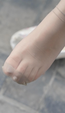 ��������Ʒ��ʵ�ĺ���С���˿������[9P]