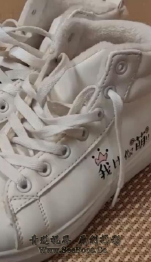 �����Ʒ����ӱ�İ���зŵ�����˿��