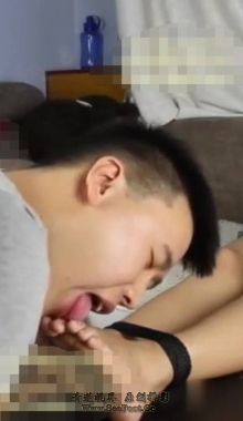 �����顿������ʦ��סŮͬѧǿ������۽�