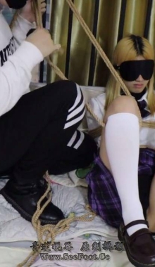 ��ɫ��ϥ���ƤЬ���������