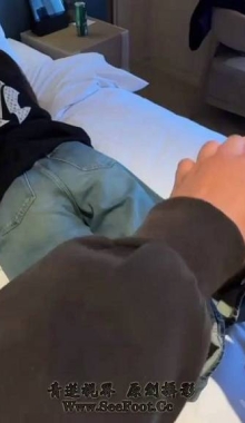 �����ࡿ�����˶�Ь¶����ɫ�����������