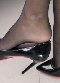 ��VIP��ѡ���ģ��������˿���ȸ߸�Ь����Ь��ţ��ǳ��ԸУ���158P��1.95G��