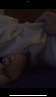 ��С�ٸ�˯�ŵ�ʱ��͵͵�ƿ��������������۽ţ�̫ˬ����