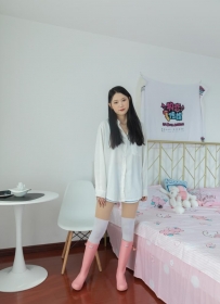 �����ѷ����������İ�ɫ���ɣ�[MP4/4G]