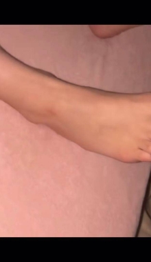 Ǳ���ھӽ��ң�������˯��Ū˫�ţ���ֵ̫����