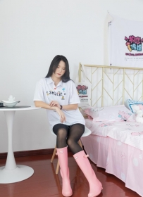 �����ѷ�������ɫ˿���ԭ�[MP4/4.31G]