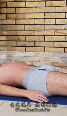 �ս�Ů��߸�����Ƚŵ棬����tian�ţ�����ˮ����ιʳ