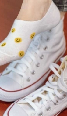 ����1064�� ȻȻ��ɫ����Ь�޴��ࡾ����Ƶ��