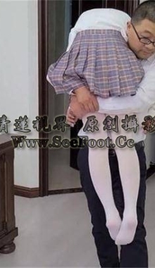 ��һ�����С͵����֮����˿�ĳ嶯��