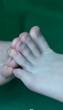 ��Xy��Ӱ����������ϵ�У�˿˿��δ����Ĺ��۹����ŶԽ���ţ�������˿�ջ� ��